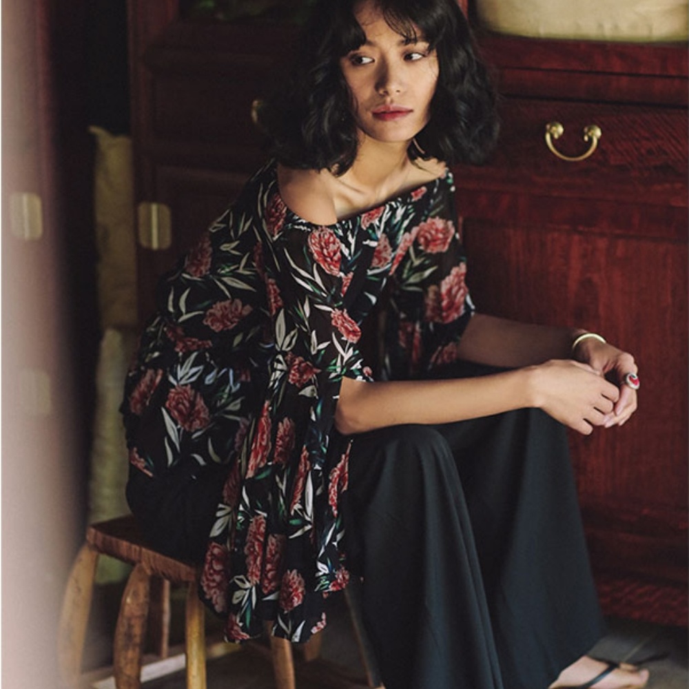 Since Then Offshoulder Summer Top